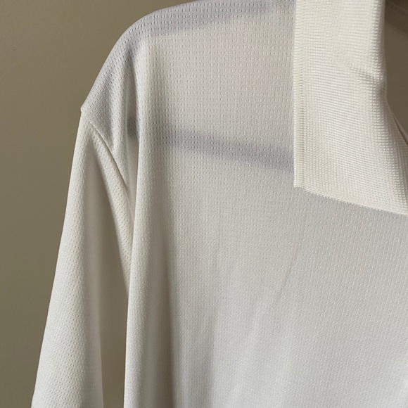 Old Navy Active Polo - Picture 6 of 10